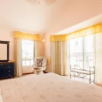 Villa Kantuta *